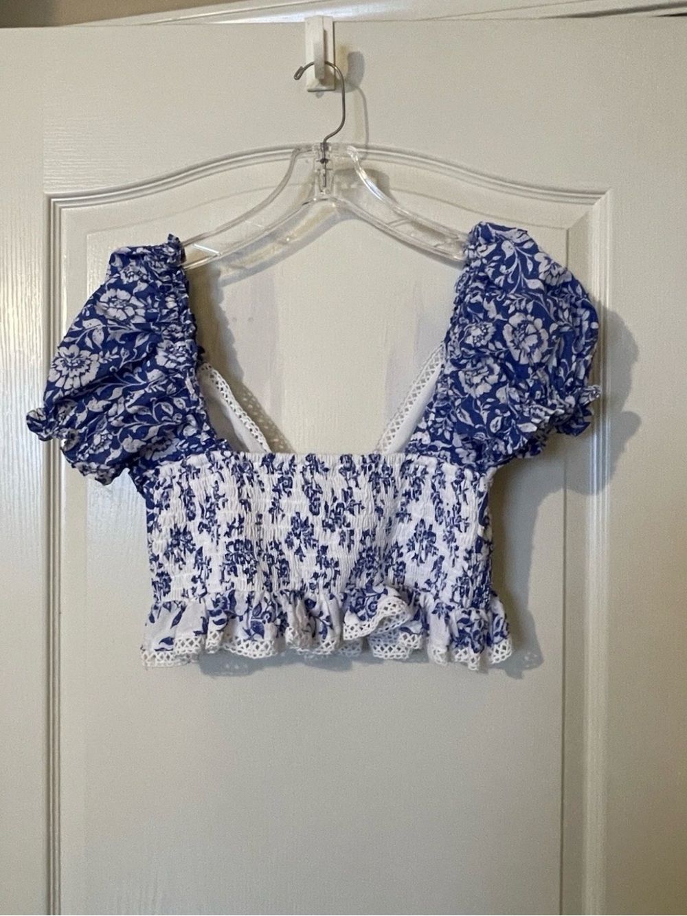 Altar’d State Cottagecore Milkmaid Toile Floral Crop Top Puff Sleeve Smocked L - Picture 7 of 9